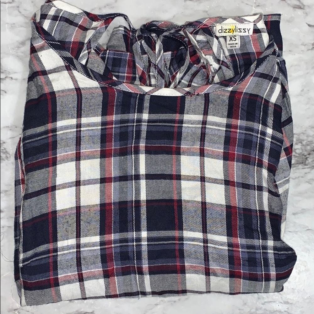 dizzylizzy plaid long sleeve open back top